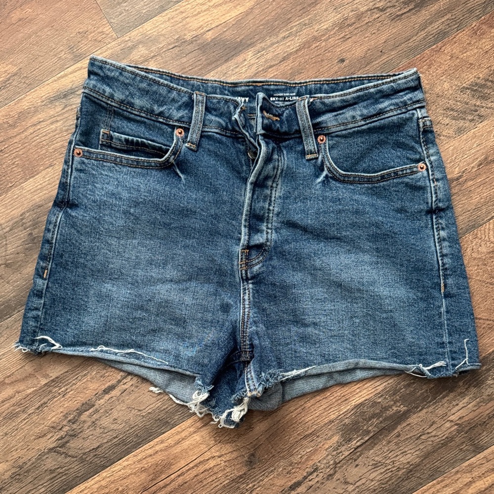 Old Navy Sky High Denim Blue Women's Shorts Size 6